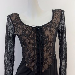 レース切り替えロングワンピース　長袖　ウエストリボン　試着のみ の画像