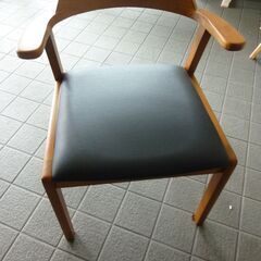 未使用/新品　訳あり特価　 木製 チェア 北欧 単品 天然木 椅子 一人掛け リビングチェア ダイニング 食卓椅子 カフェの画像