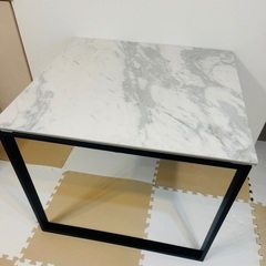 セラミックダイニングテーブル 　ホワイトの画像