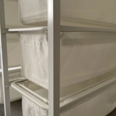 IKEA ヨクナセル チェスト 廃盤の画像