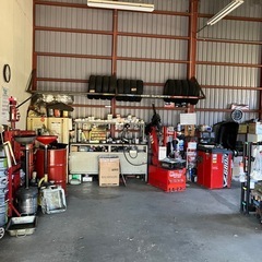 設備付き大型工場を賃貸！リフト2台／洗車機／コンテナあり・用途自由（剣淵町） ③ 広々625坪の敷地！リフト2基・洗車機完備の整備工場／倉庫・作業所として即使用可の画像