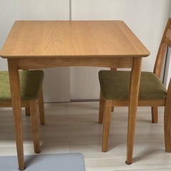 ダイニングテーブルセット2人掛けの画像