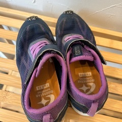 女の子⭐️ムーンスター　19cm
　の画像