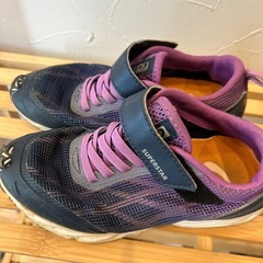 女の子⭐️ムーンスター　19cm
　の画像