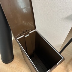 【引き取りで無料】無印 ゴミ箱の画像