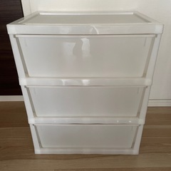 プラスティック衣装ケース 約55 x 40 x 65cmの画像