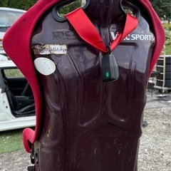 BRIDE バケットシート　レール&ベルトつき付き の画像