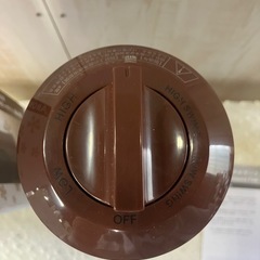 J589⭐️卓上　アロマ　タワーファン　ブラウンの画像