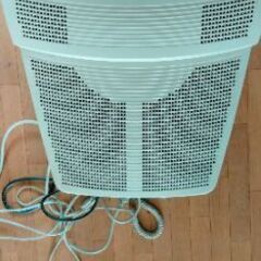 三菱カラーディスプレイモニタRDF17Xの画像