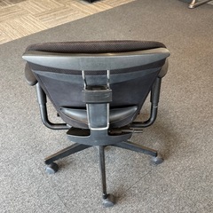 オフィスチェアの画像