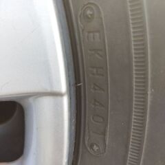 冬タイヤ ダンロップ　205/65R15の画像