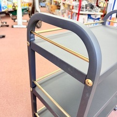 未使用品　3段ワゴン　キャスター自在の画像