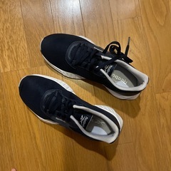 スニーカー2足の画像