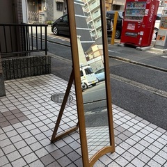 スタンドミラーの画像