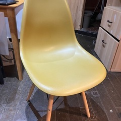 ダイニングチェアの画像