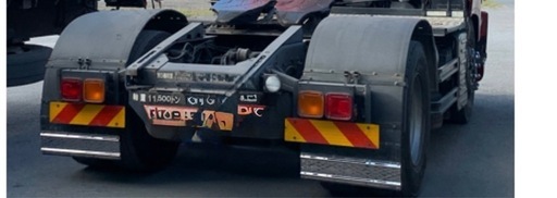 トラック トレーラーヘッドステンレスどろよけ泥除け