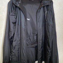 PUMAウインドブレーカー　上下セット　サイズLの画像