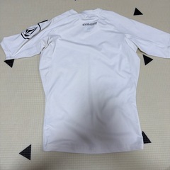 ボルコム　ラッシュガードの画像