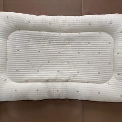 ベビーベッドの画像