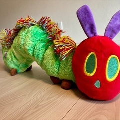 はらぺこあおむし✨特大ぬいぐるみ🌈の画像
