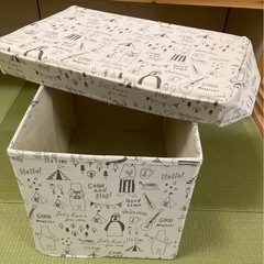 収納ボックスの画像