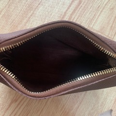 【新品】茶色 革ポーチの画像