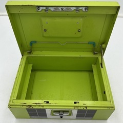 コクヨ 手さげ金庫 CB-Y4NLG（Y型 4号・ライトグリーン）の画像