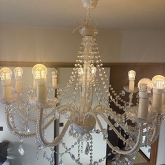シャンデリアの画像
