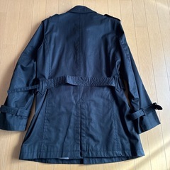 黒コートの画像