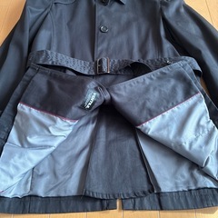 黒コートの画像