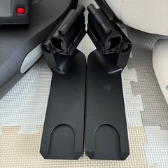 cybex cloud G i-size ベース+アダプターセット　チャイルドシートの画像