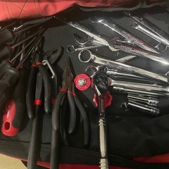 工具とツールバックの画像