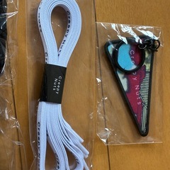 Creepy Nuts グッズ
の画像