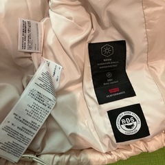 リーバイス  ダウンジャケット　ショート　M の画像