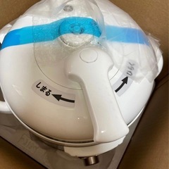 新品　未使用　LIVCETRA 電気圧力鍋　LPC-T1201コイズミの画像