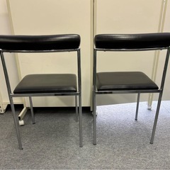 中古　椅子　二脚セット　チェア　ブラック　黒の画像