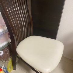 4人掛けテーブル　イス1脚　セットの画像