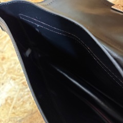 ブラック ショルダーバッグの画像