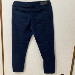 レディースパンツ 紺色 Mサイズ　の画像