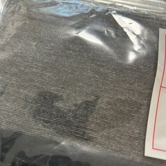 未使用UNIQLOユニクロヒートテックボディウォーマー2PCS腹巻ダークグレー　灰色系 ブラック　黒色系  ■対象 レディース（lady's LADYS）女性用 ウィメンズ（women’s） ユニセックス  ■柄デザイン 無地  ■サイズ寸法 Lの画像