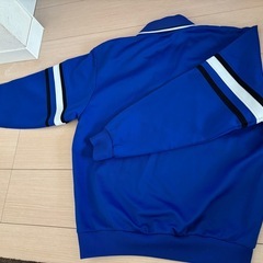 
ブルーアシックスジャージの画像