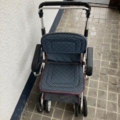 ショッピングカート/椅子　手押し車の画像