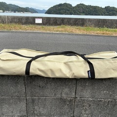 コット（キャンプのベッド）の画像