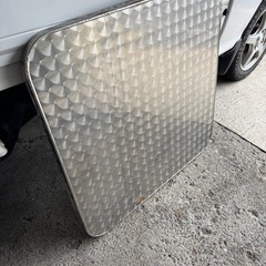 決まりました屋外用テーブルの画像