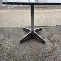 決まりました屋外用テーブルの画像