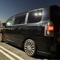 検付　ヴォクシー  禁煙車の画像