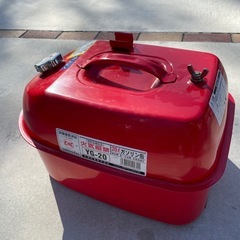 ガソリン　携行缶　容器の画像