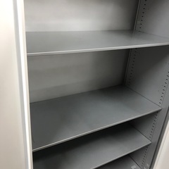 🌺コクヨ両開き書庫鍵付き🌺の画像