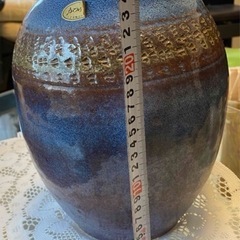 陶器　壺　鑑賞用
の画像