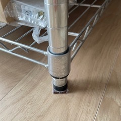 組み立て式の四段スチール棚 約180 x 90 x 45cmの画像